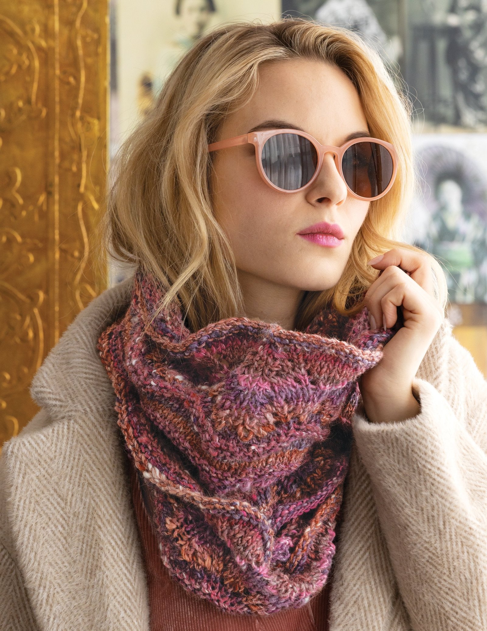 Noro Knitting Magazine Fall/ Winter 2020/21 - Issue 17